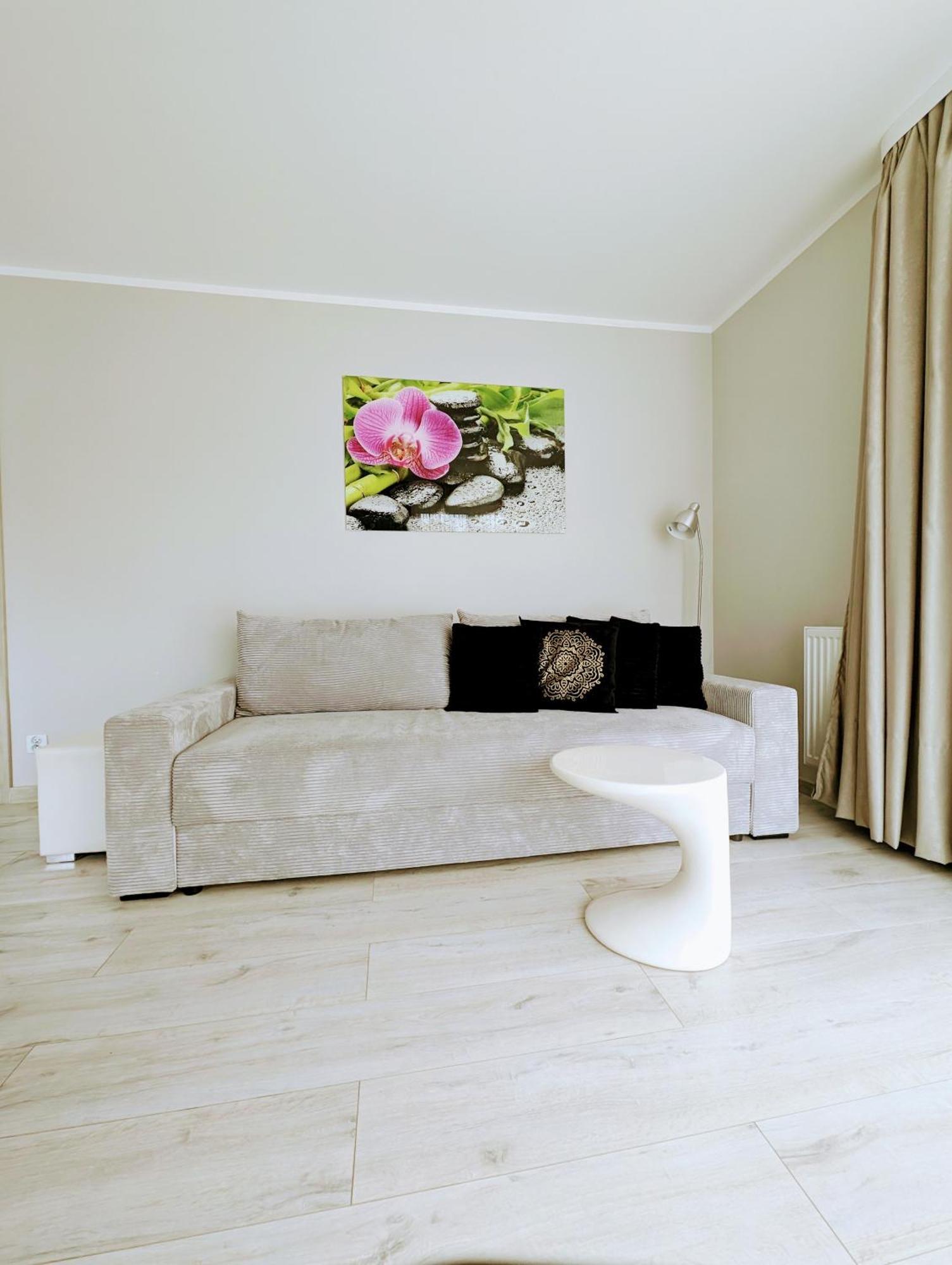 דז'יבנובק Deluxe Suite, 150 Meters To Beach, Baltic Best מראה חיצוני תמונה